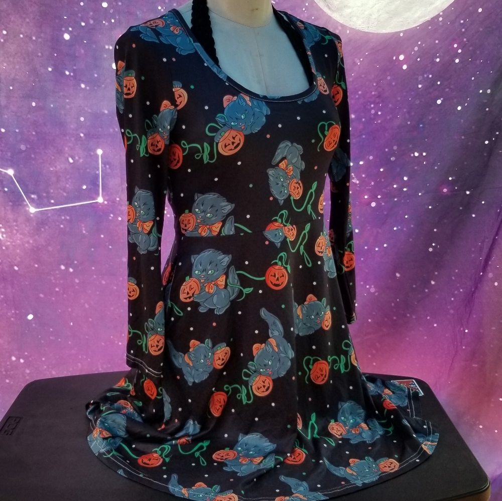 LUOUSE DRESS - Picture 4 of 10